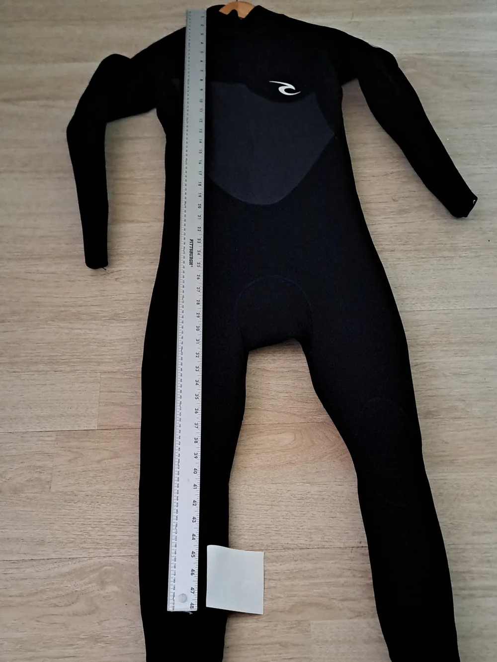 Rip Curl Men’s Black Long Sleeve Swim Rash Guard Wetsuit